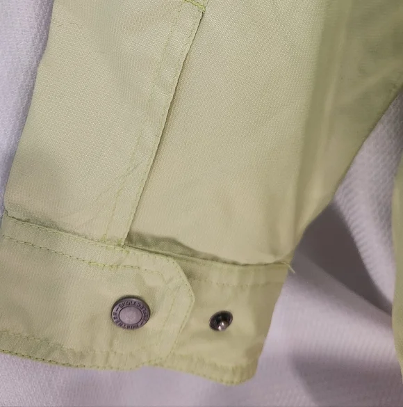 Northern Reflections Light Green Jacket - Picture 3 of 9